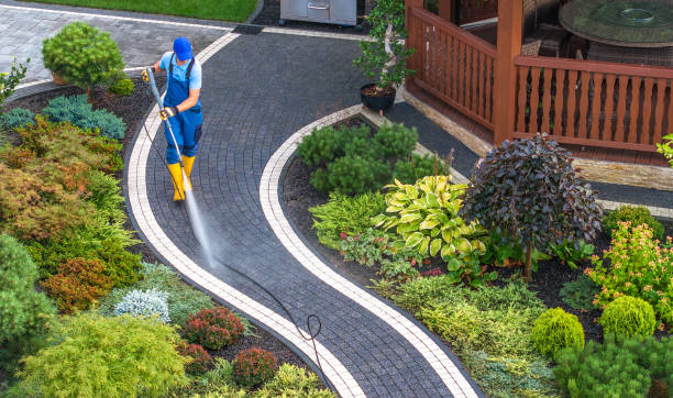 Why Choose Our Certified Pressure Washing Experts for Your Project Needs in Hollis, OK?